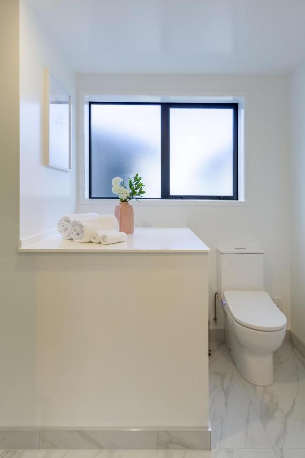 Inner City Luxury 2 Bedroom 2 Bathroom ไครสต์เชิร์ช ภายนอก รูปภาพ