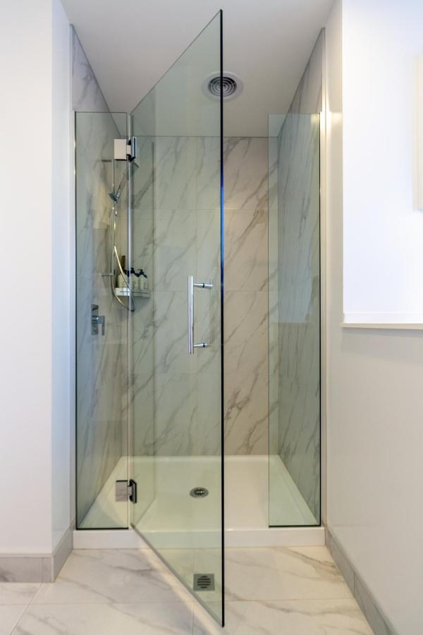 Inner City Luxury 2 Bedroom 2 Bathroom ไครสต์เชิร์ช ภายนอก รูปภาพ
